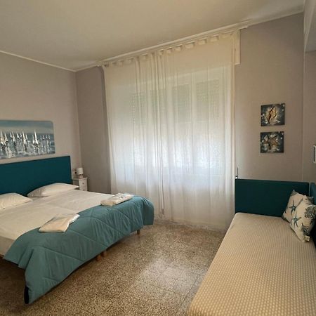 Bed And Coffee Rooms Portoferraio Esterno foto