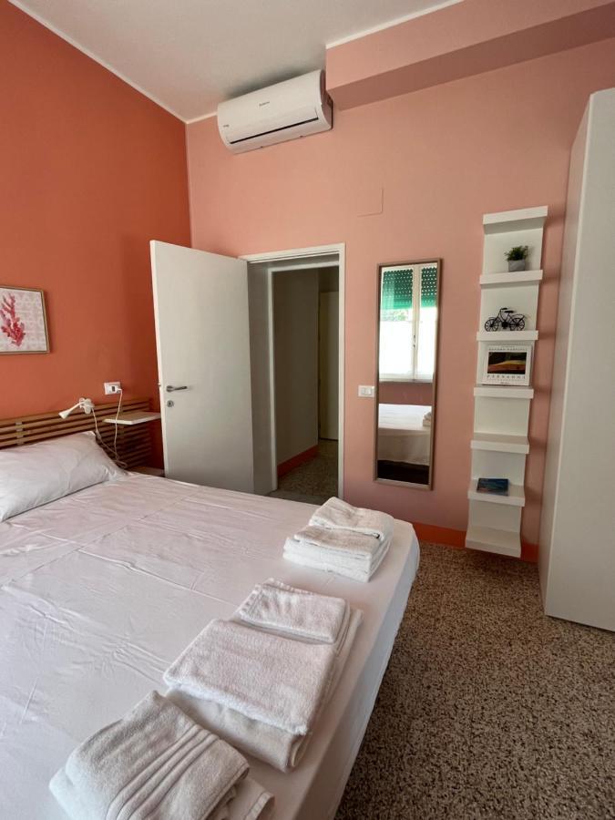 Bed And Coffee Rooms Portoferraio Esterno foto