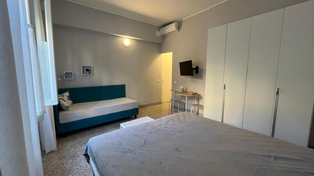 Bed And Coffee Rooms Portoferraio Esterno foto