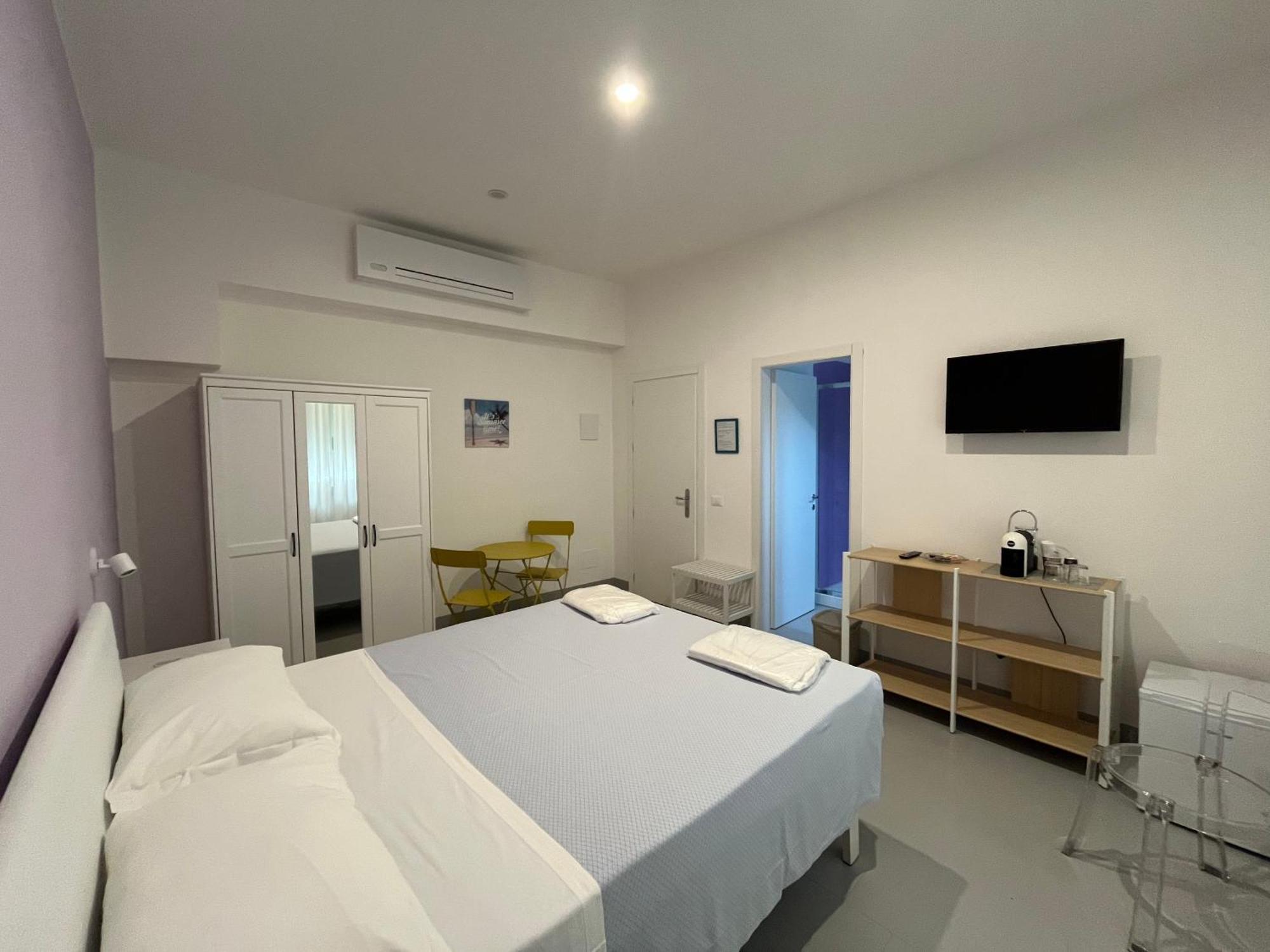 Bed And Coffee Rooms Portoferraio Esterno foto